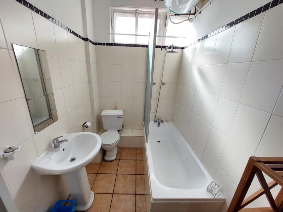 To Let 2 Bedroom Property for Rent in Observatory Western Cape